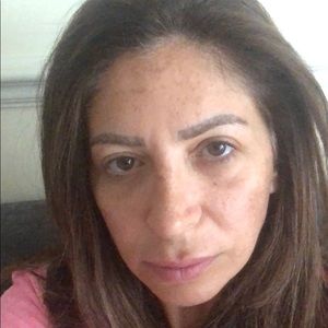 Meet your Posher, Zina